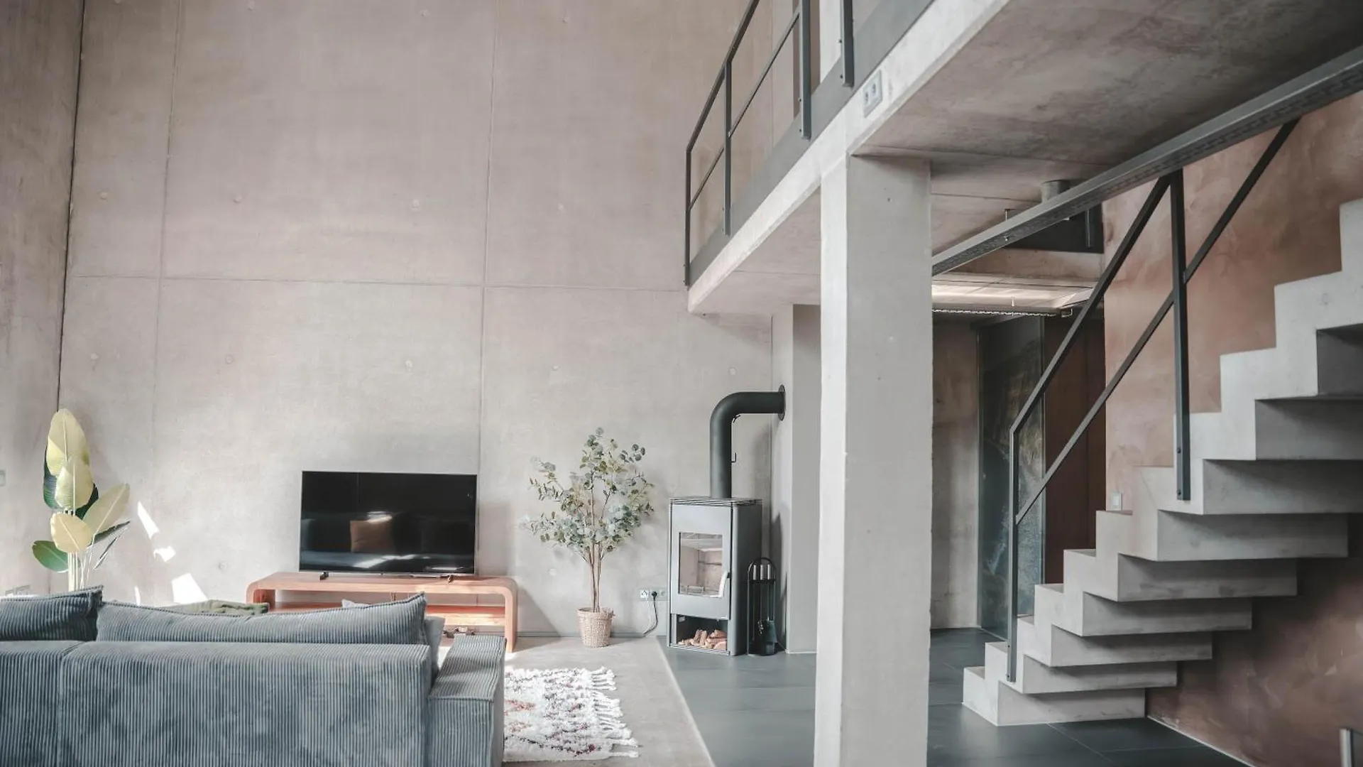 Apartamento Sunset Club - Loft - 155 M2 Sichtbeton - Zentral Memmingen